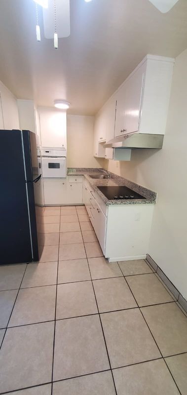 Building Photo - 1099 Roewill Dr