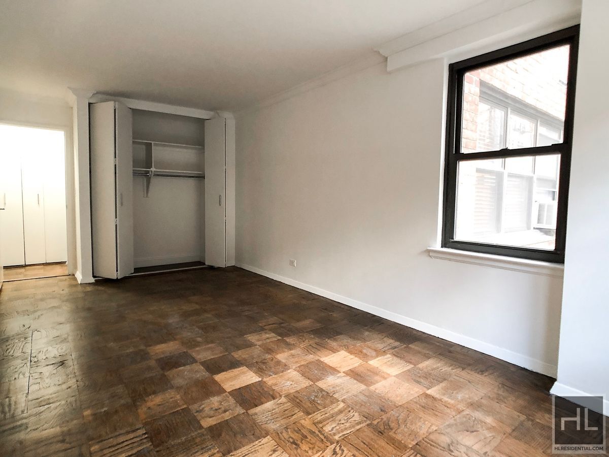 Building Photo - East 82nd Street