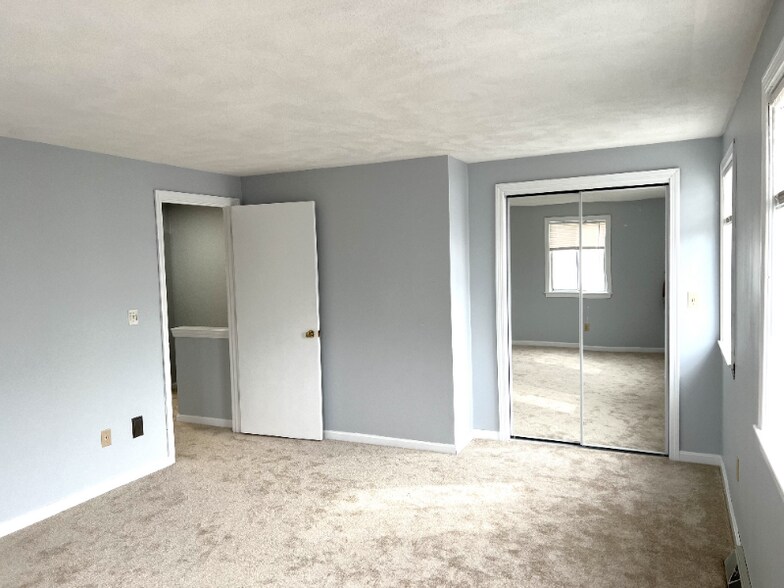 Building Photo - 45 Merrimac St