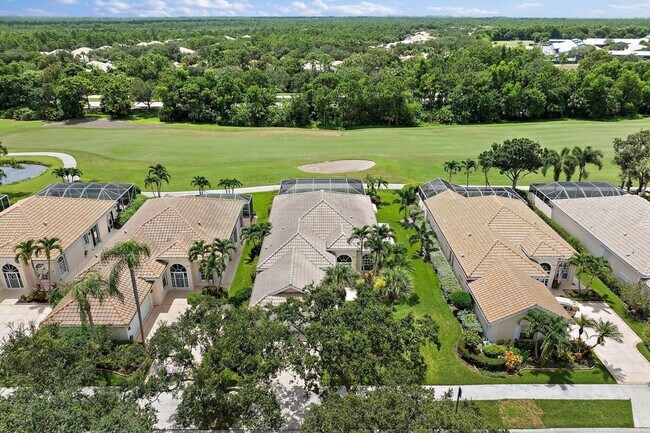 Building Photo - 8485 SE Palm Hammock Ln