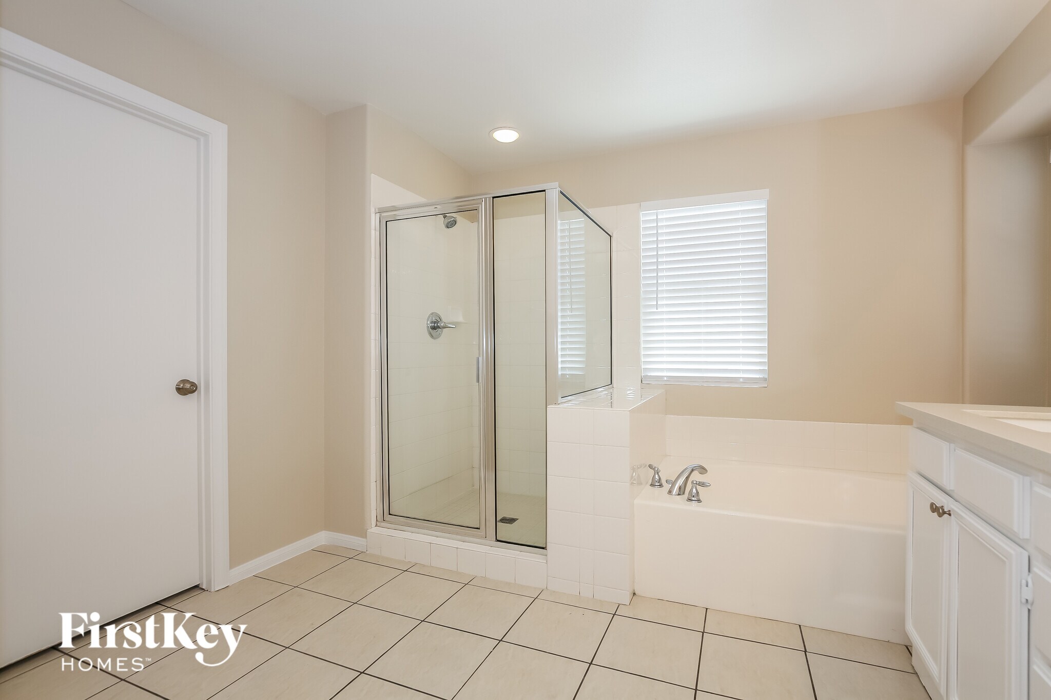 Building Photo - 1828 W Hammer Ln