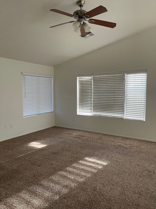 Building Photo - Superstition Springs 4 bedroom/3 baths w/ PRIVATE POOL