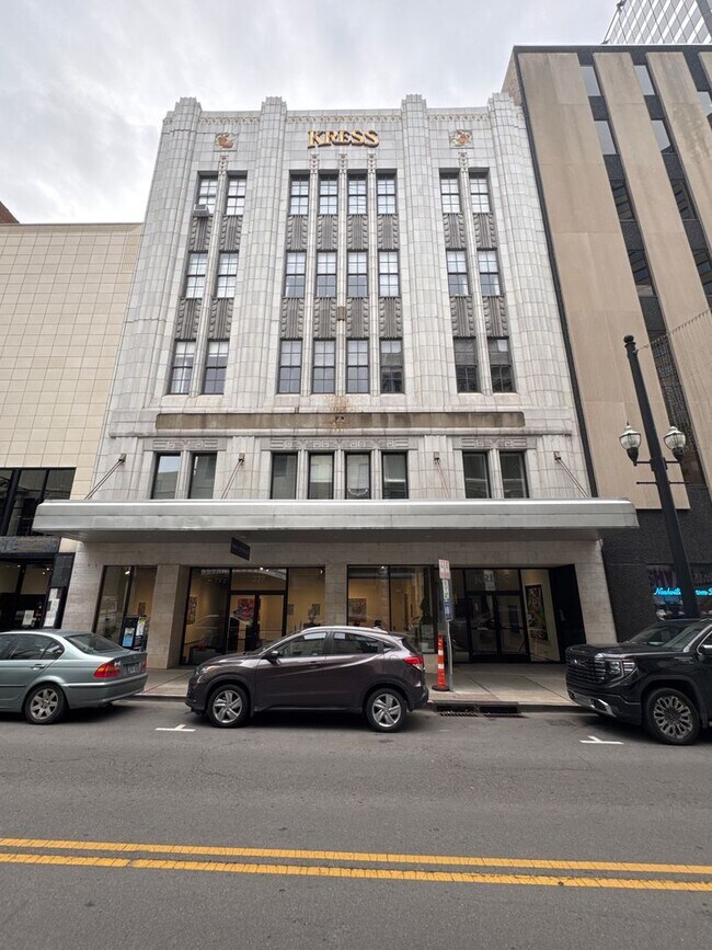 Building Photo - Iconic Kress Building 2BR Condo with Parking & Sound Panels