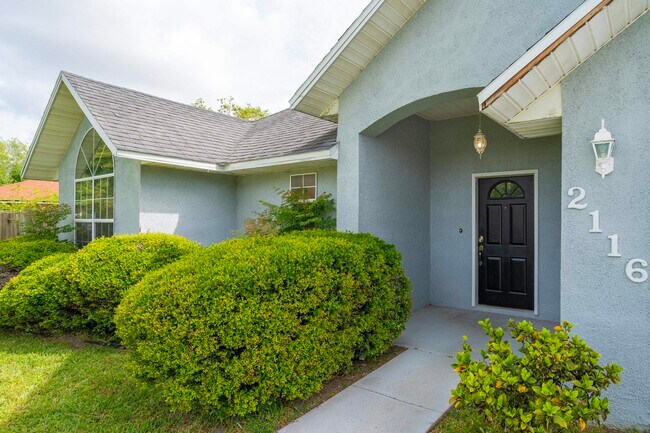 Building Photo - 2116 Wood Stork Ave