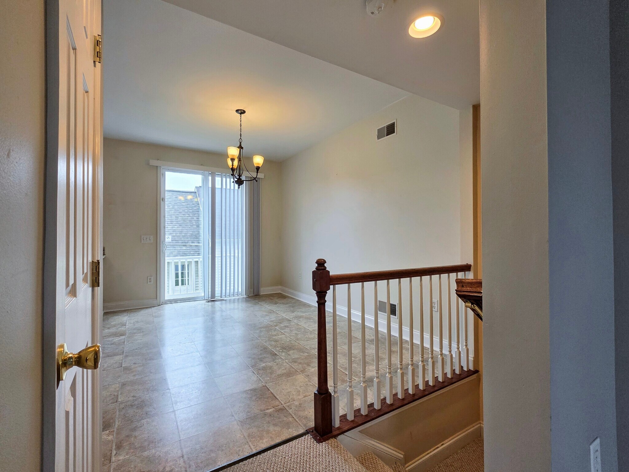 Building Photo - 214 Sagamore Hl