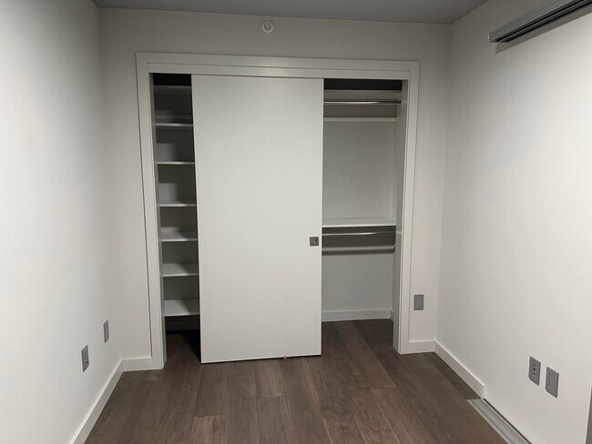 Building Photo - 1238 Sutter St