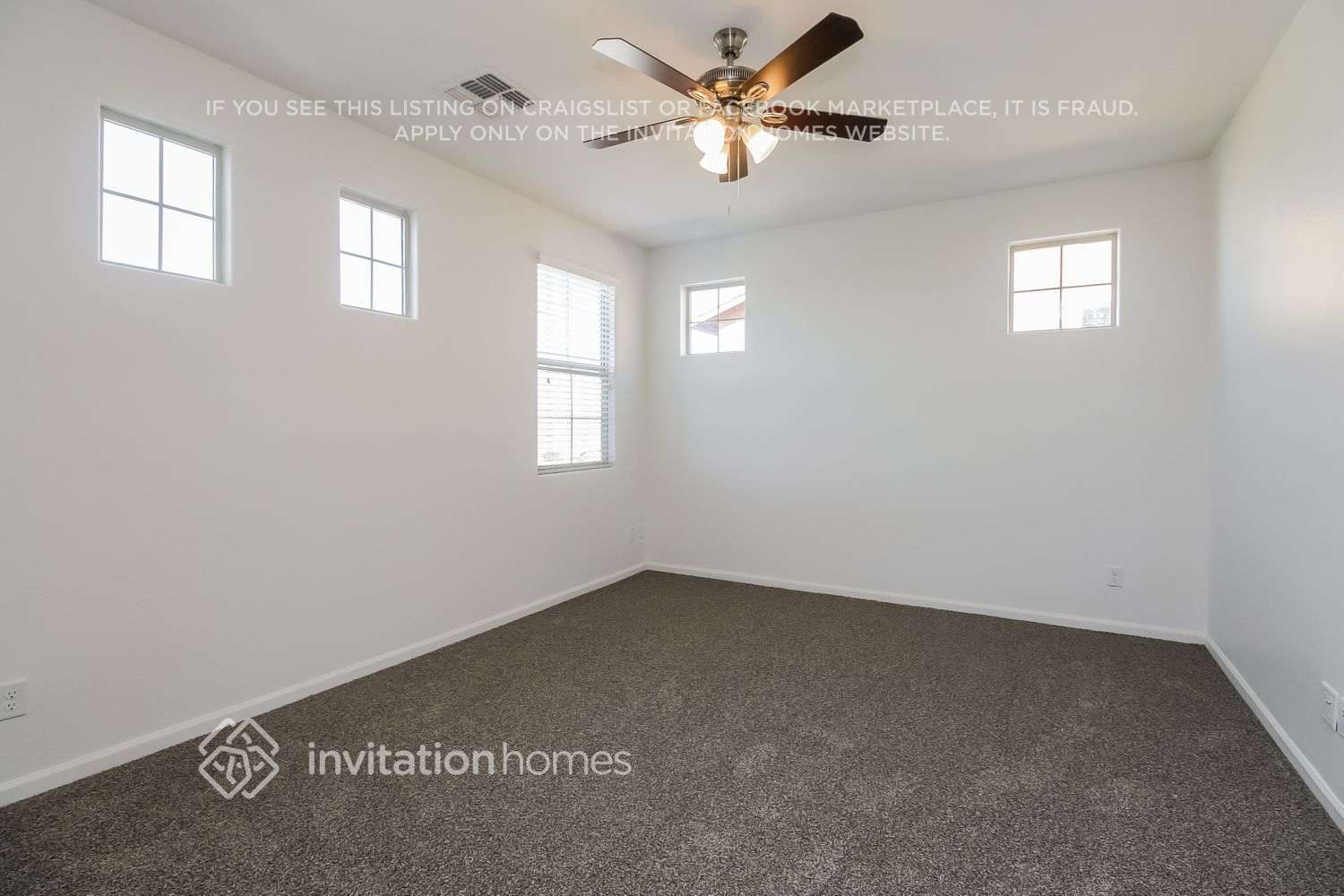 Building Photo - 10615 E Corbin Ave