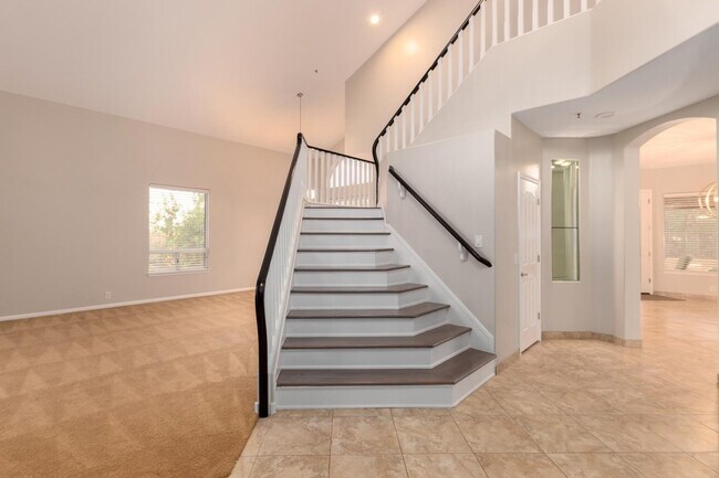 Building Photo - 19204 N 92nd St