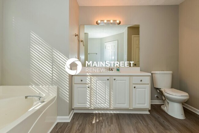 Building Photo - 3 Bedroom Pet-Friendly Home in Covington, GA with Main Street Renewal