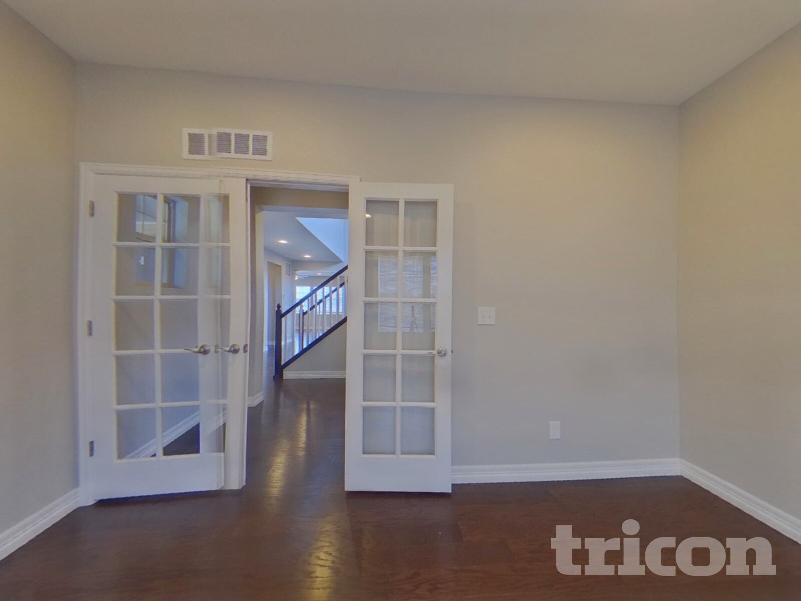 Building Photo - 3911 Donnington Cir