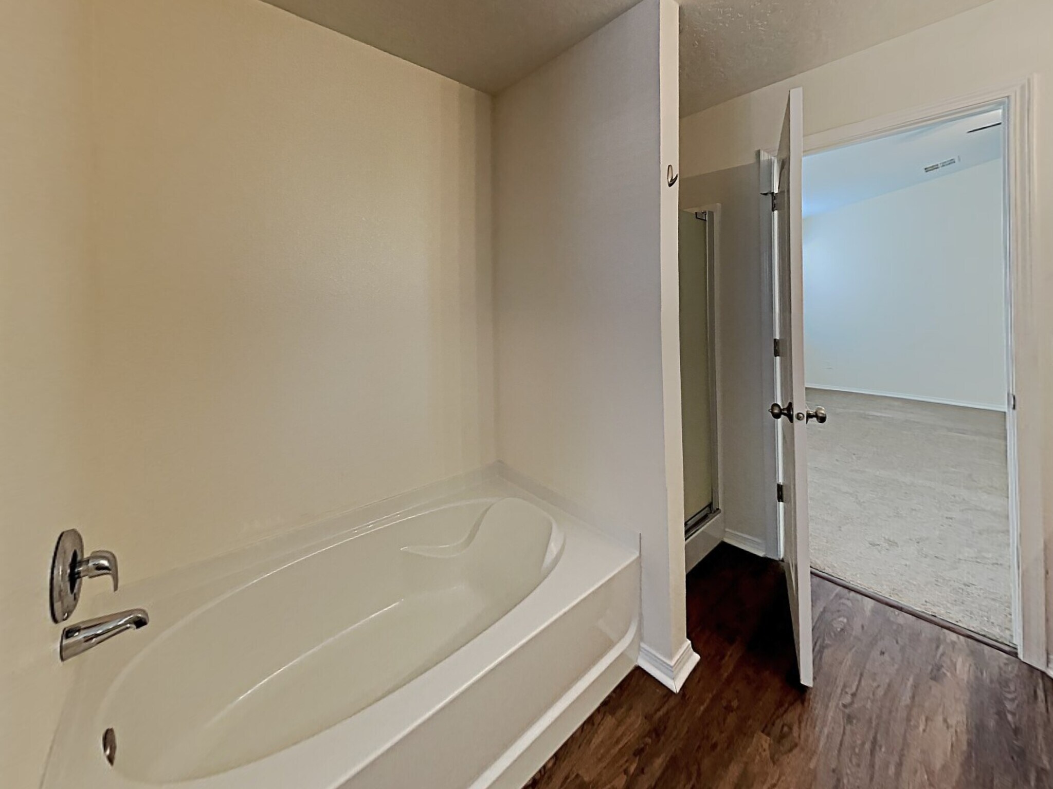 Building Photo - 9551 W Portola Dr