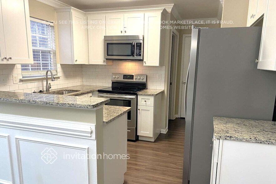 Building Photo - 8808 Clifton Meadow Dr