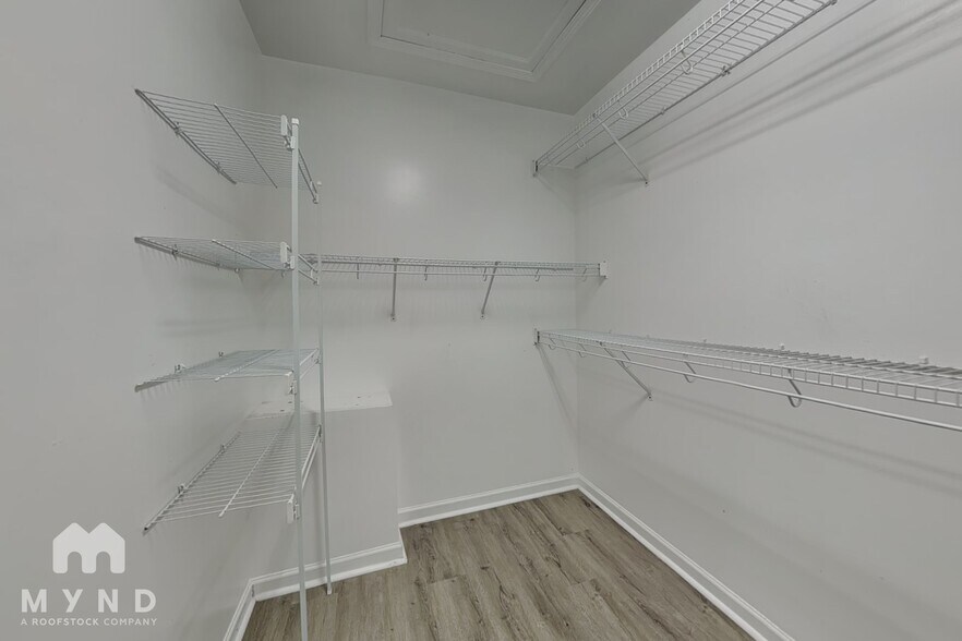Building Photo - 50 Sapphire Ct