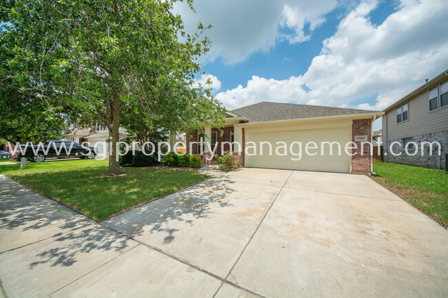 Split bedroom floorplan, Keller ISD - Split bedroom floorplan,  Keller ISD