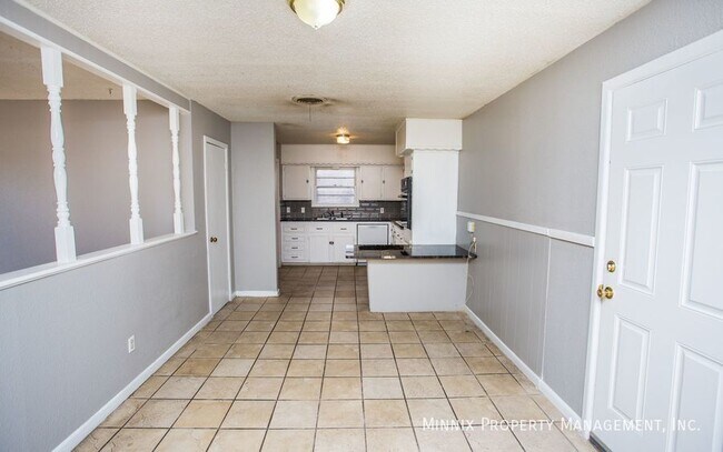 Building Photo - 5414 6th St