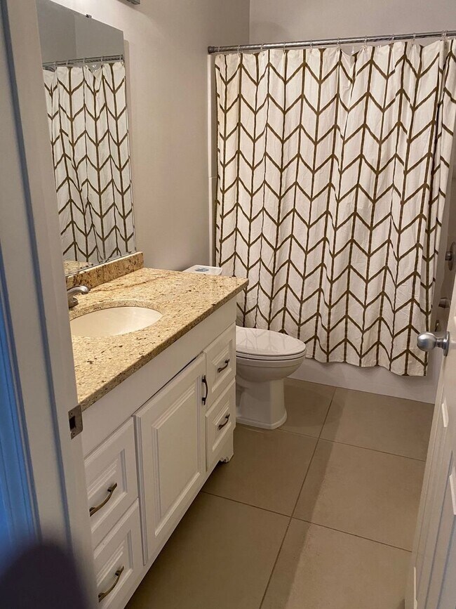 Building Photo - 431 S 7th St