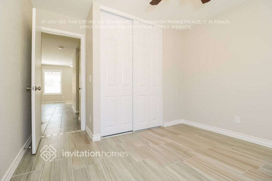 Building Photo - 13464 W Canyon Creek Dr