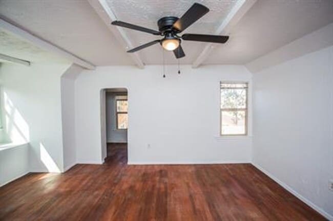 Building Photo - 1602 Avenue X