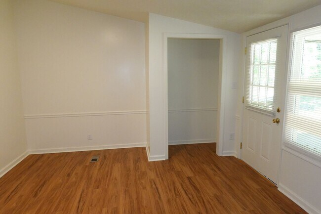 Building Photo - 1499 Merrimac Rd