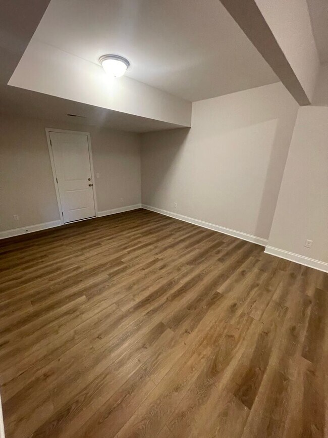 Building Photo - Rental in Ooltewah - 3 Bedrooms + Finished Basement