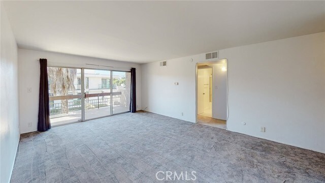 Building Photo - 12157 Moorpark St