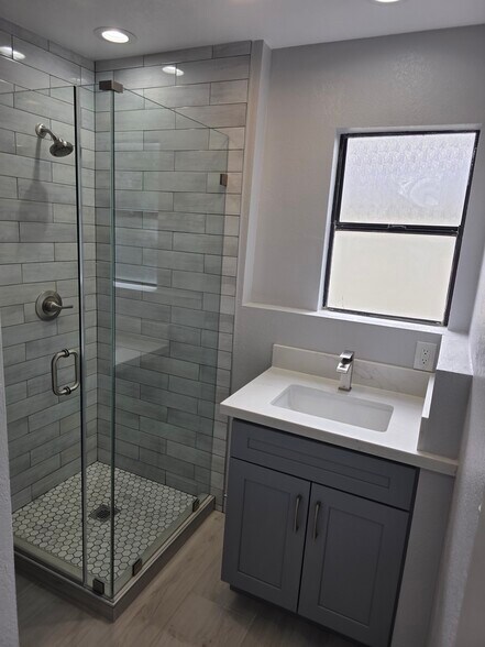 Building Photo - 1129 W 23rd St