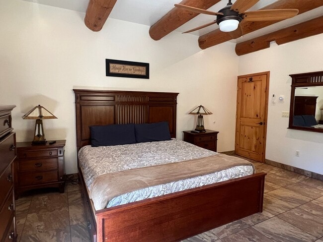 Building Photo - 3 Bedroom, 2.5 Bath Mountain Home on 1 Acre