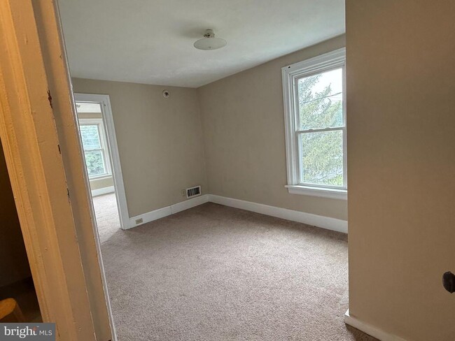 Building Photo - 427 Hockersville Rd