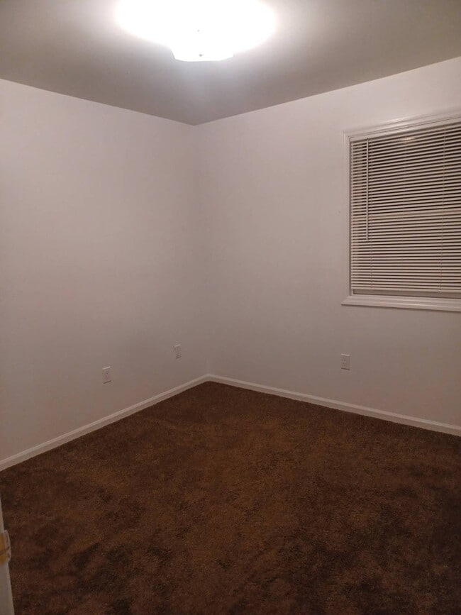 Building Photo - 1-55 78th St