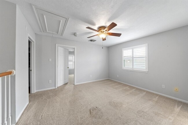 Building Photo - 1116 River Ct