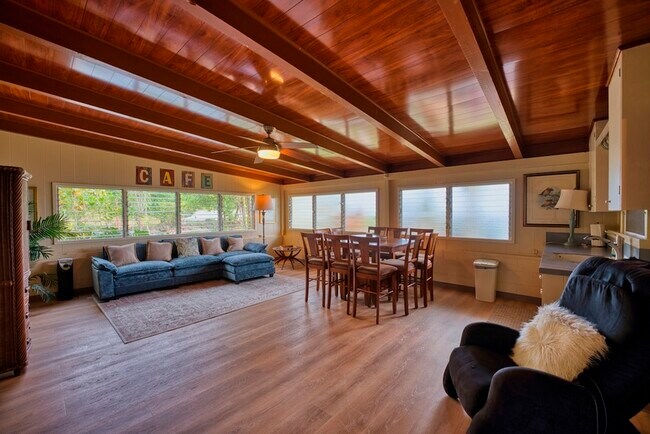 Building Photo - 64 Kaapuni Loop