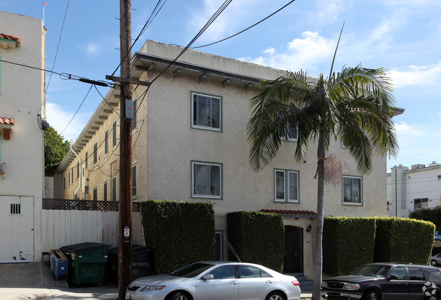 Building Photo - Hawthorne Studio Apartments