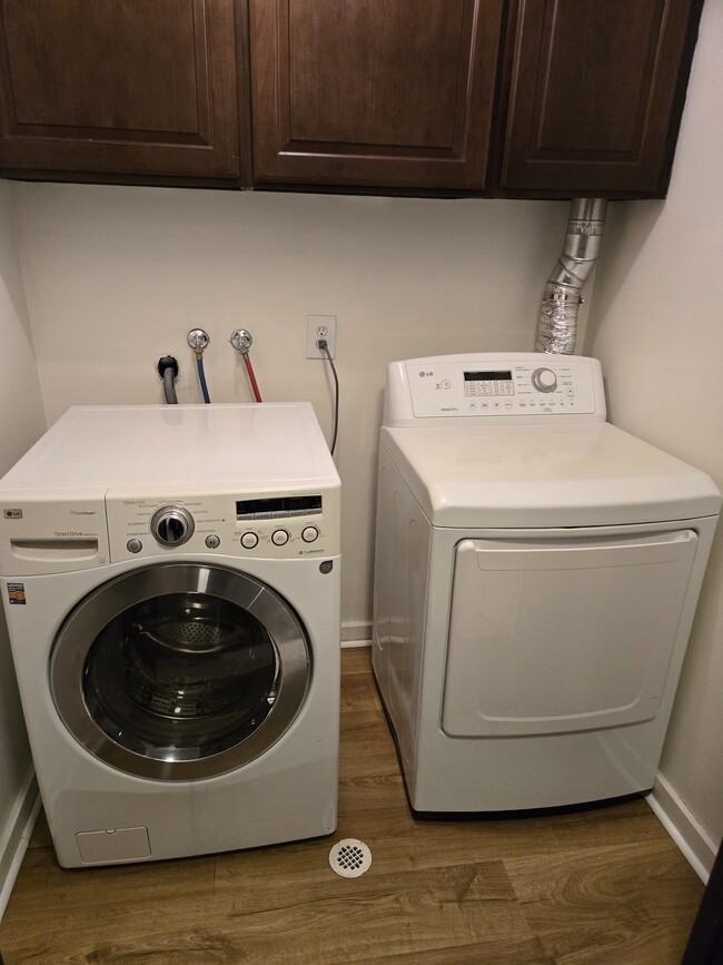 Laundry - 1644 E 800 S