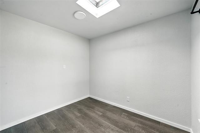 Building Photo - 507 Longo Ct