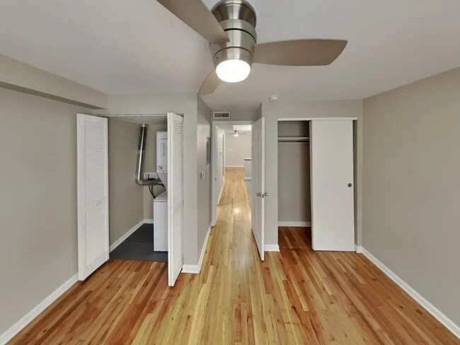 Building Photo - Lantern Square Apartments-B5