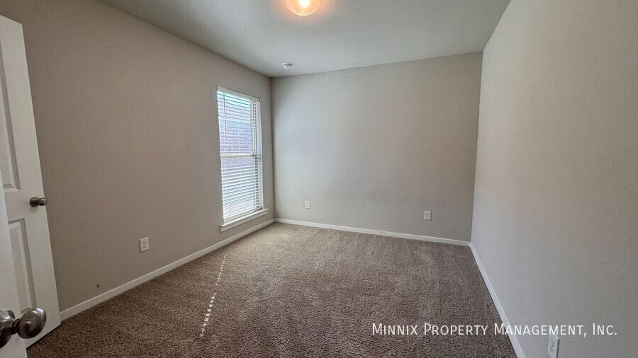 Building Photo - 1633 133rd St