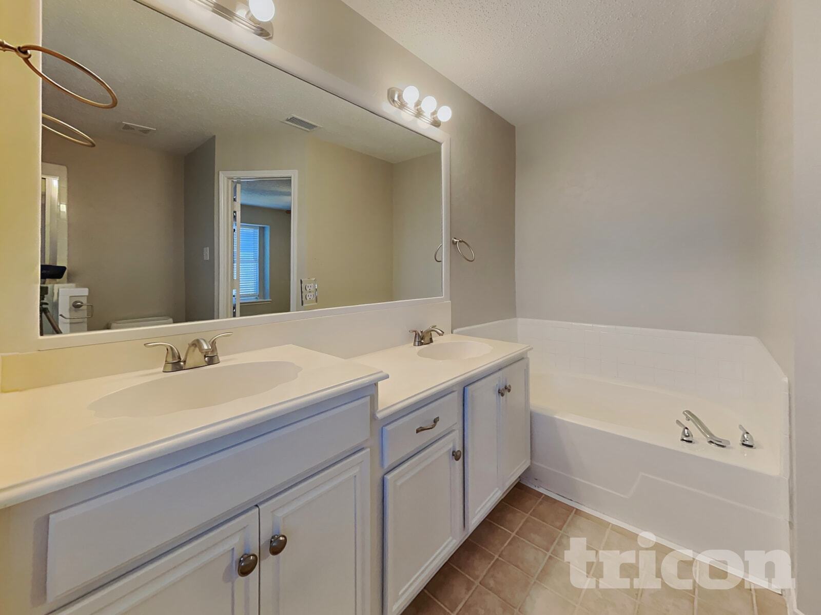 Building Photo - 513 Valley View Dr