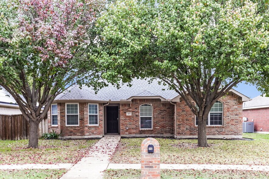 Primary Photo - 213 Garden Valley Ln