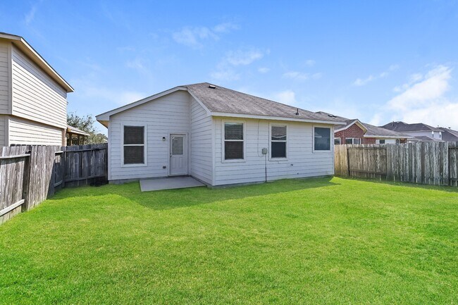 Building Photo - 14302 Merganser Dr