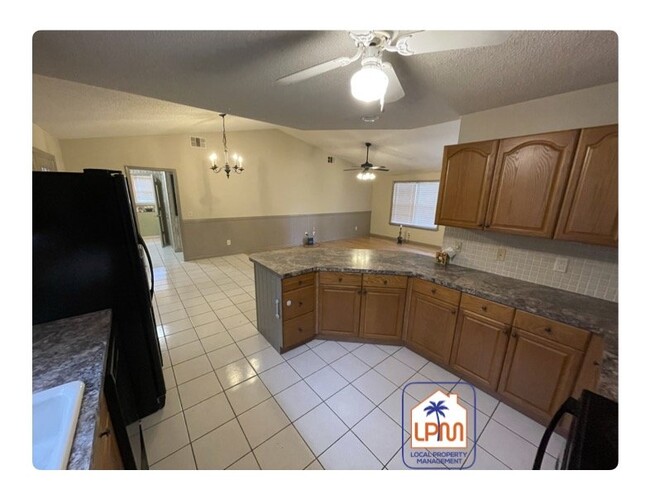 Building Photo - Spacious 3 Bedroom Home in Ridgeland, SC!