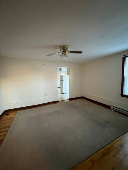 Building Photo - 111 W Hollis St