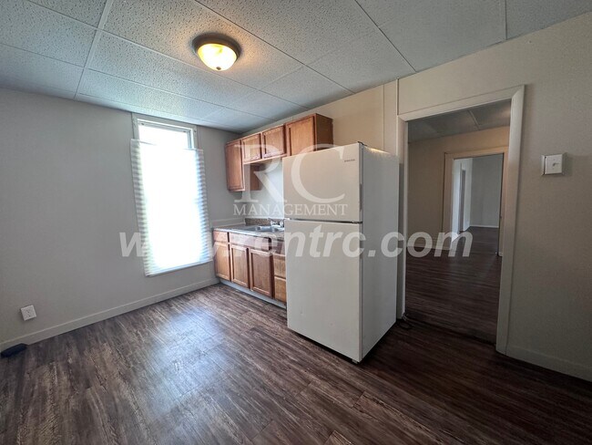 Building Photo - 511 Jackson-
