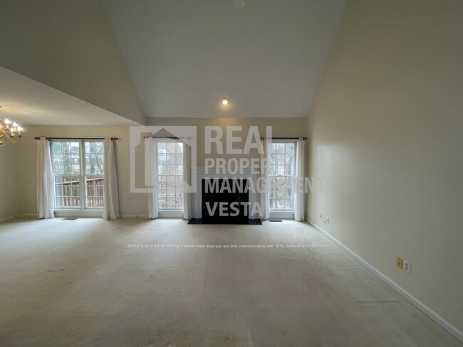 Building Photo - 425 Ashville Dr