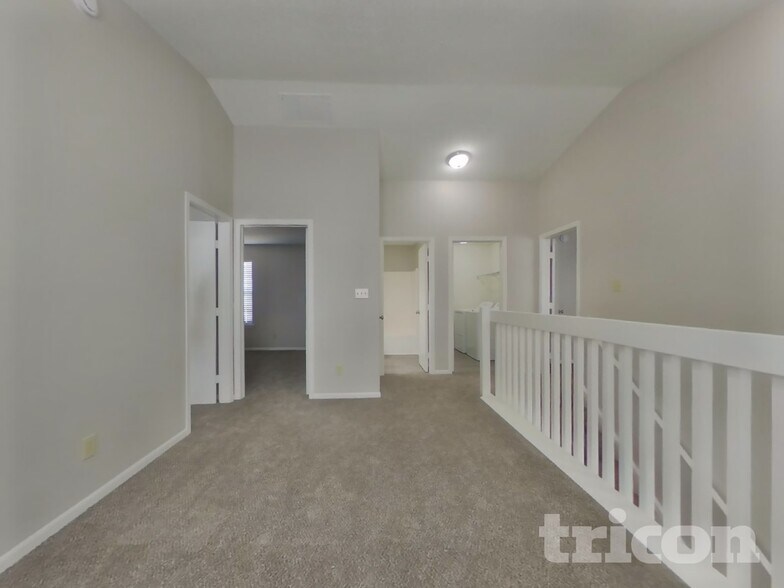 Building Photo - 5136 Dollar Ridge Ln