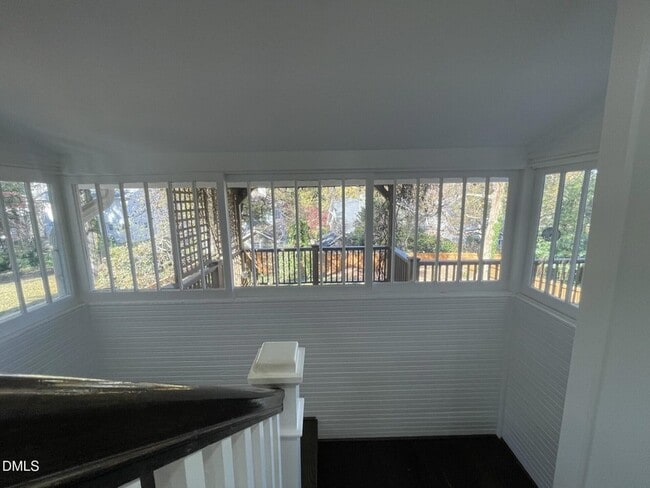 Building Photo - 313 Calvin Rd