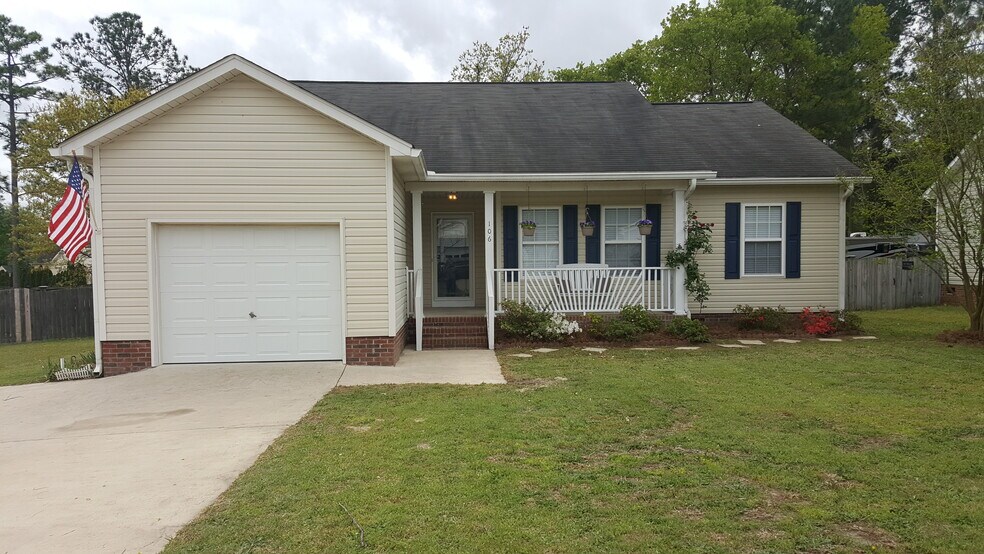 Building Photo - 106 Maguire Dr