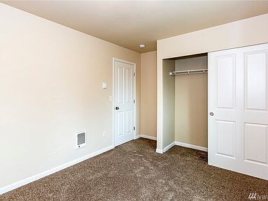 Building Photo - 2483 W Ridge Rock Way