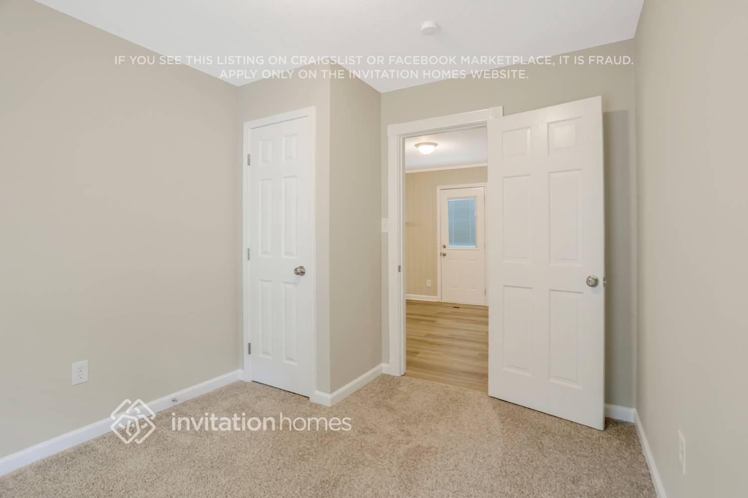 Building Photo - 1801 Romans Dr