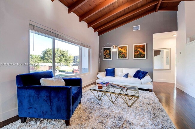 Building Photo - Northeast 169th Street, North Miami Beach, FL 33162 - 3 BR 2 BA single-family home