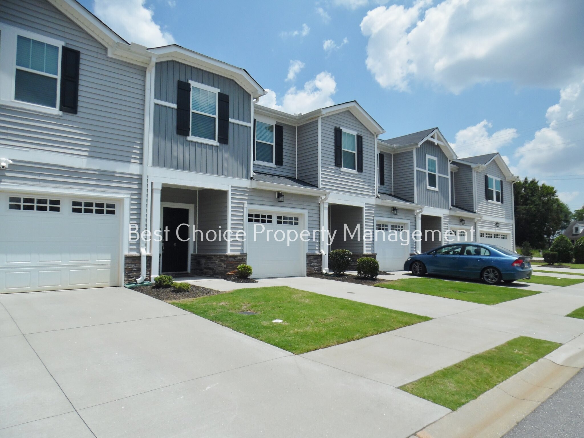 Building Photo - 8 Outback Dr